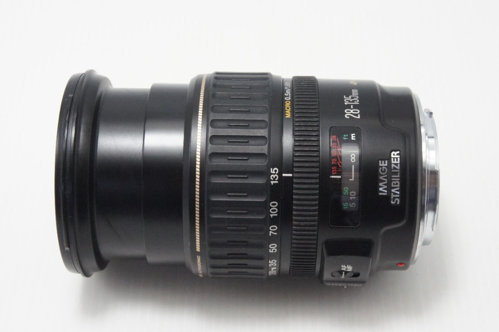 Canon キヤノン EF 28-135mm F3.5-5.6 IS USM フルサイズ 260722j