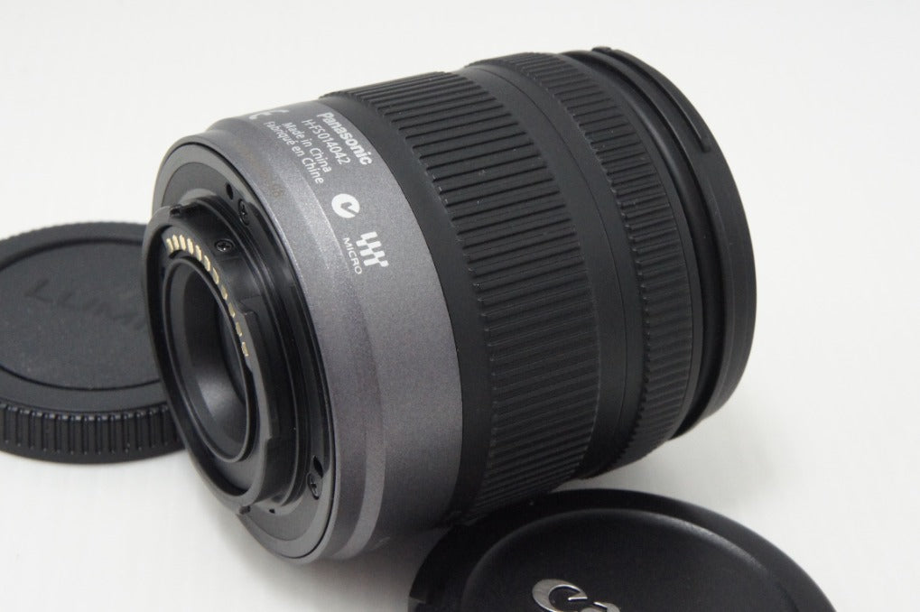 良品 Panasonic LUMIX G VARIO 14-42mm F3.5-5.6 ASPH. MEGA O.I.S H-FS014042 マイクロフォーサーズ 260723h