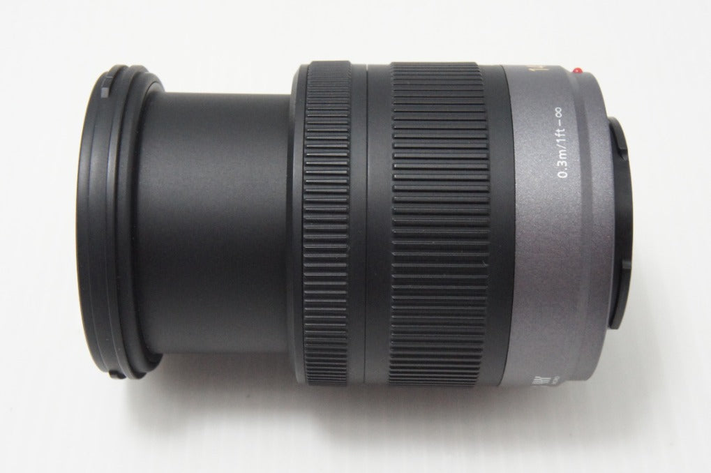 良品 Panasonic LUMIX G VARIO 14-42mm F3.5-5.6 ASPH. MEGA O.I.S H-FS014042 マイクロフォーサーズ 260723h