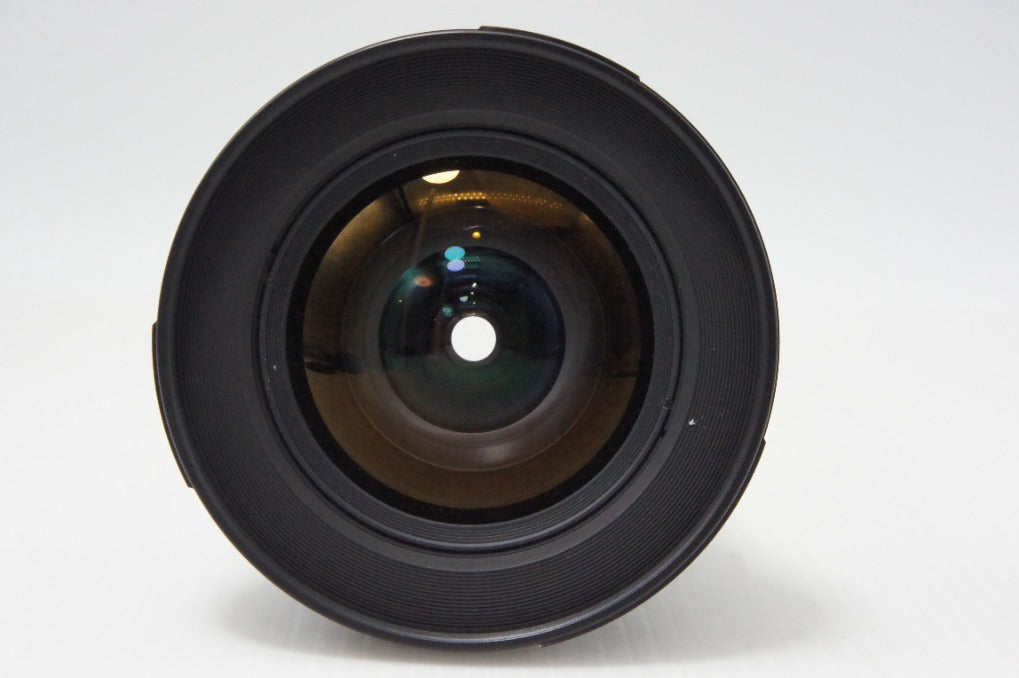 美品 Nikon ニコン AF NIKKOR 18mm F2.8D フルサイズ 単焦点レンズ フード付 260723y