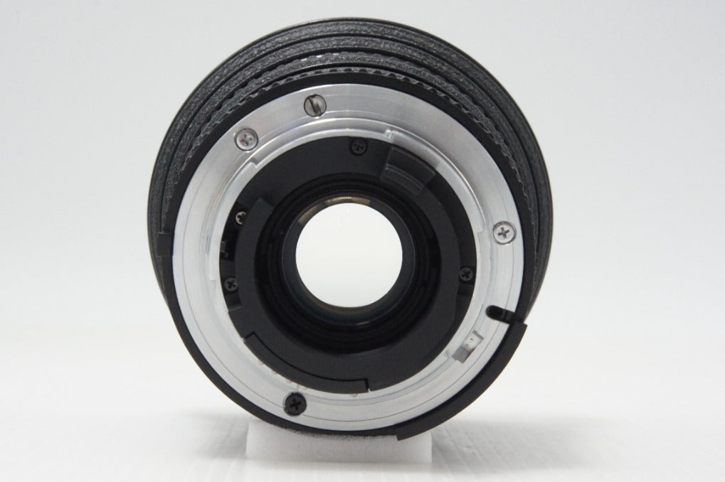 美品 Nikon ニコン AF NIKKOR 18mm F2.8D フルサイズ 単焦点レンズ フード付 260723y