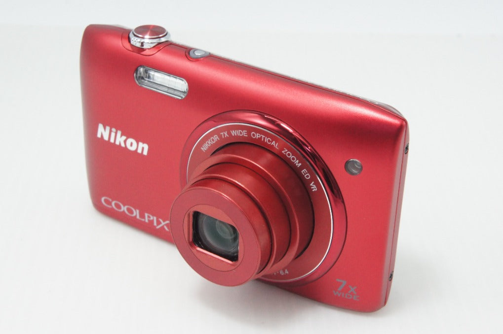 美品 Nikon ニコン COOLPIX S3500 コンパクトデジタルカメラ