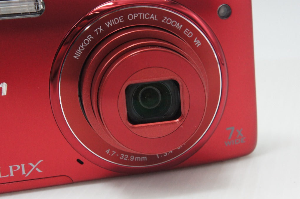 美品 Nikon ニコン COOLPIX S3500 コンパクトデジタルカメラ