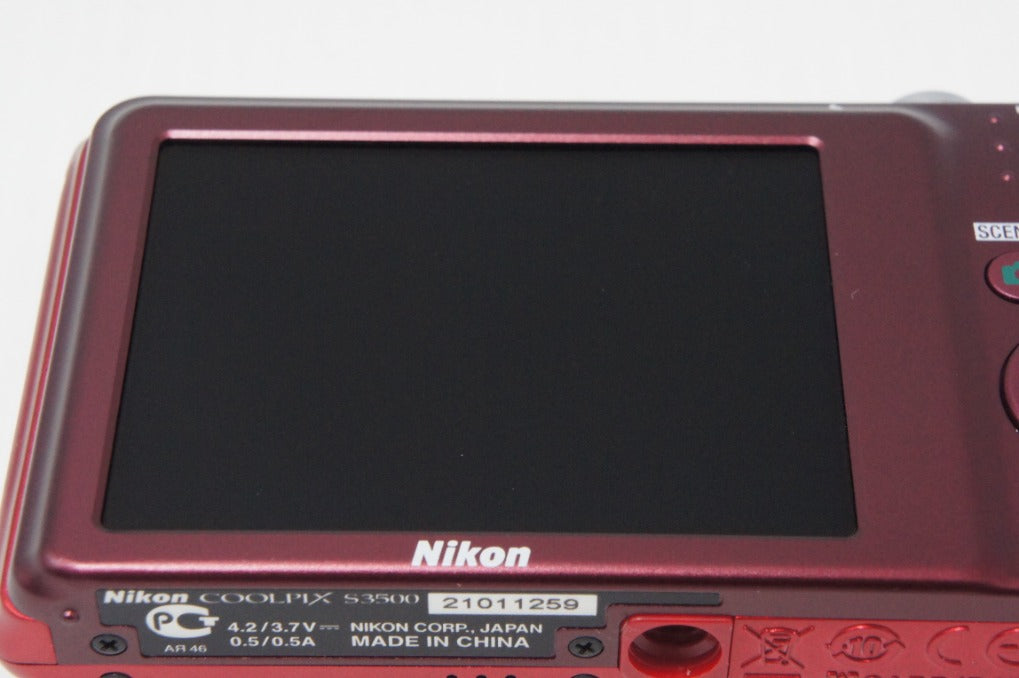 美品 Nikon ニコン COOLPIX S3500 コンパクトデジタルカメラ ラズベリーレッド 260724a