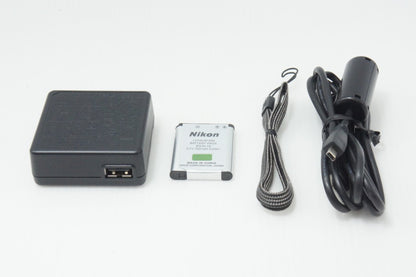 美品 Nikon ニコン COOLPIX S3500 コンパクトデジタルカメラ ラズベリーレッド 260724a