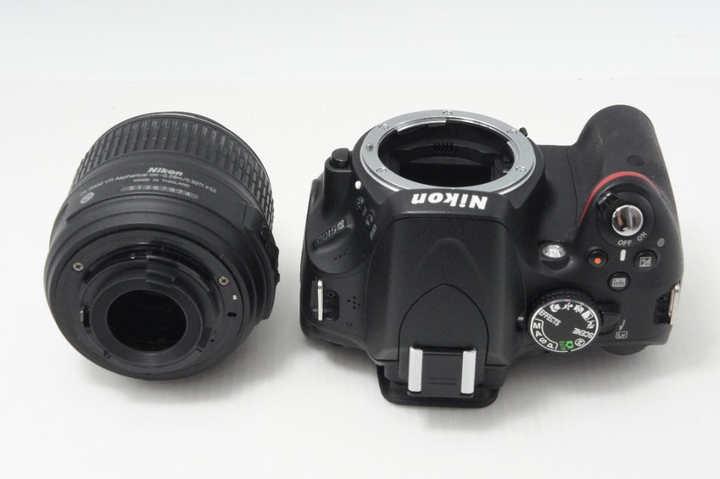 美品 Nikon D5100 ボディ + AF-S DX NIKKOR 18-55mm VR レンズキット デジタル一眼レフカメラ ブラック 260724b