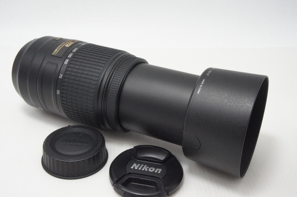美品 Nikon ニコン AF-S DX NIKKOR 55-300mm F4.5-5.6G ED VR APS-C ズームレンズ フード付 260724c