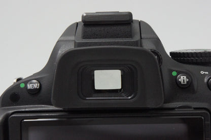 新品級 Nikon D5100 ボディ + AF-S DX NIKKOR 18-55mm VR レンズキット デジタル一眼レフカメラ ブラック 260724d