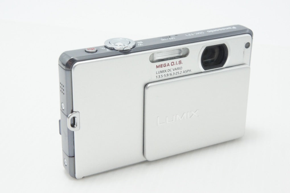 美品 Panasonic パナソニック LUMIX DMC-FP1 コンパクトデジタルカメラ シルバー 260724e