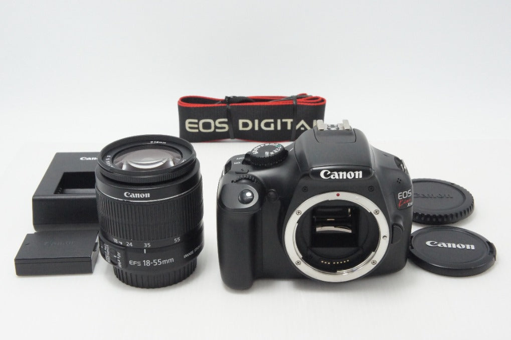 良品 Canon キヤノン EOS Kiss X50 ボディ + EF-S 18-55mm IS II レンズキット デジタル一眼レフカメラ 260727g