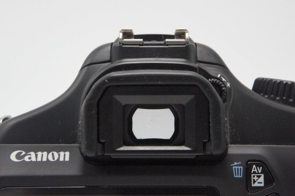 良品 Canon キヤノン EOS Kiss X50 ボディ + EF-S 18-55mm IS II