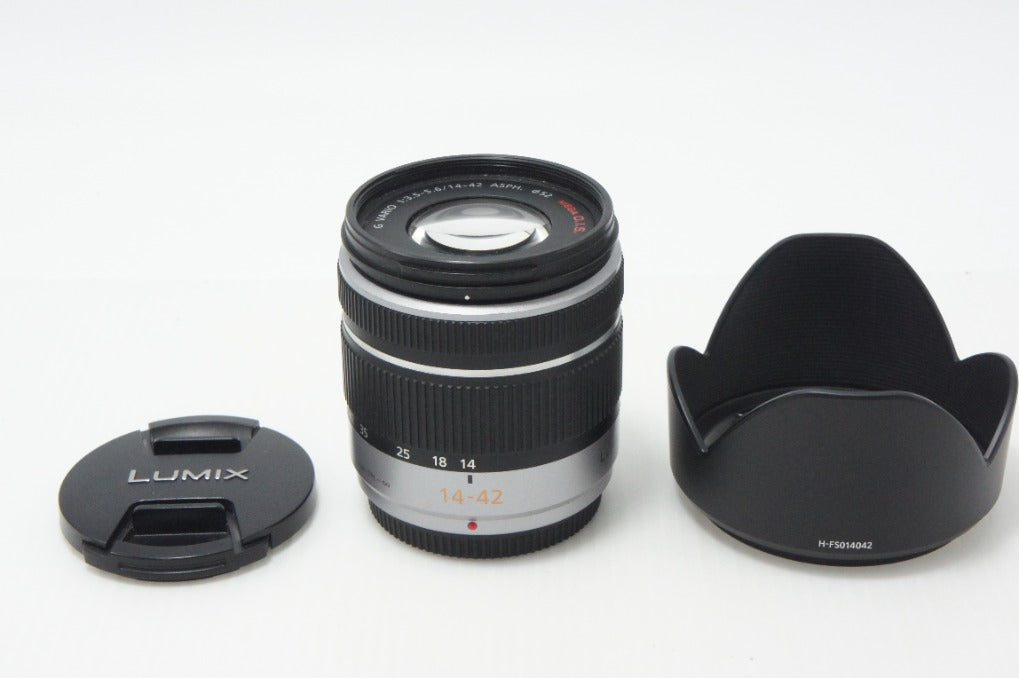 美品 Panasonic LUMIX G VARIO 14-42mm F3.5-5.6 ASPH. MEGA O.I.S H-FS014042 マイクロフォーサーズ フード付 260727m
