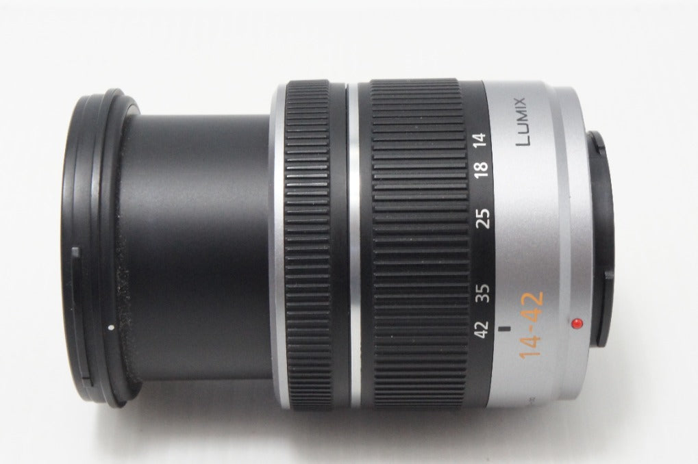 美品 Panasonic LUMIX G VARIO 14-42mm F3.5-5.6 ASPH. MEGA O.I.S H-FS014042 マイクロフォーサーズ フード付 260727m