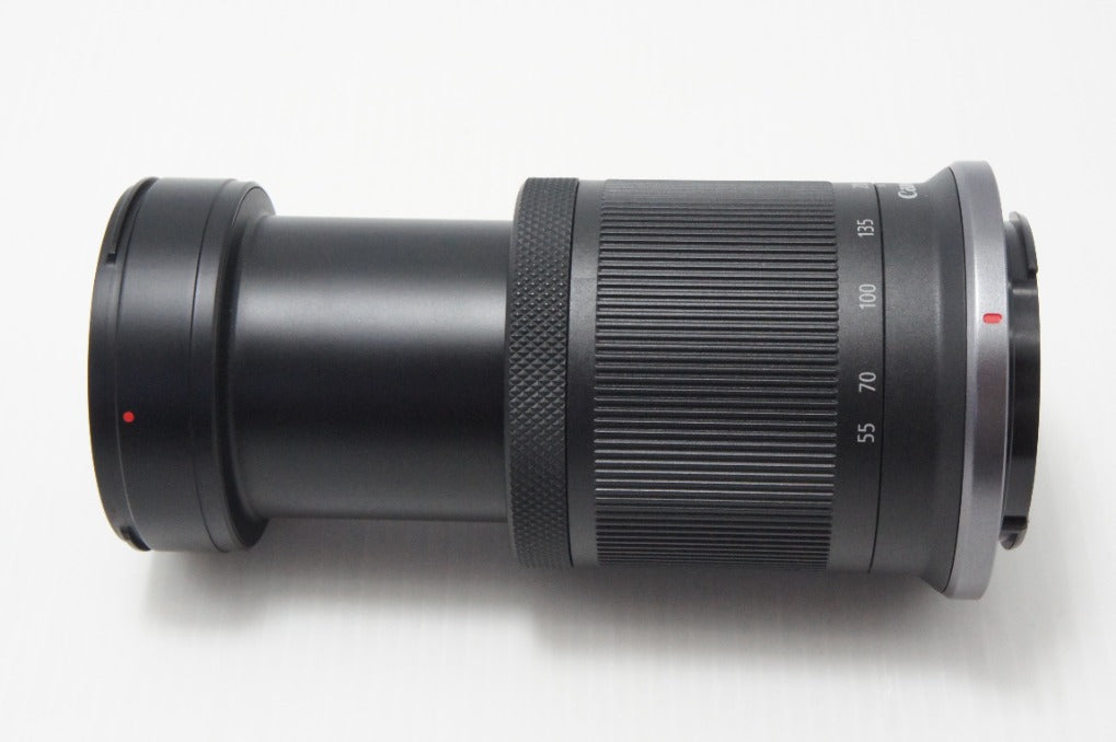 美品 Canon キヤノン RF-S 55-210mm F5-7.1 IS STM RFマウント APS-C ズームレンズ 260728ad