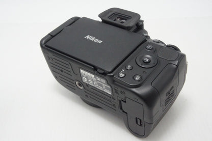 Nikon ニコン D5100 ボディ + AF-S DX NIKKOR 18-55mm VR レンズキット デジタル一眼レフカメラ 260728j