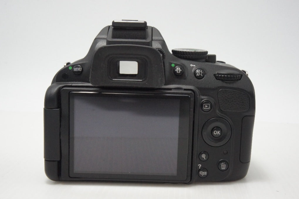 Nikon ニコン D5100 ボディ + AF-S DX NIKKOR 18-55mm VR レンズキット デジタル一眼レフカメラ 260728j