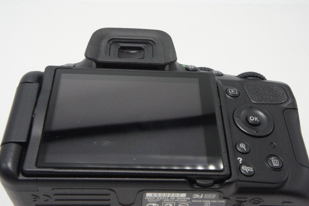 Nikon ニコン D5100 ボディ + AF-S DX NIKKOR 18-55mm VR レンズキット デジタル一眼レフカメラ 260728j
