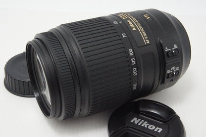 美品 Nikon ニコン AF-S DX NIKKOR 55-300mm F4.5-5.6G ED VR APS-C ズームレンズ フード付 260728k