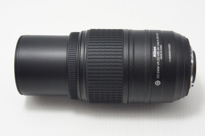 美品 Nikon ニコン AF-S DX NIKKOR 55-300mm F4.5-5.6G ED VR APS-C ズームレンズ フード付 260728k