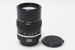 美品 Nikon ニコン Ai Nikkor 135mm F2.8 単焦点レンズ 260728o
