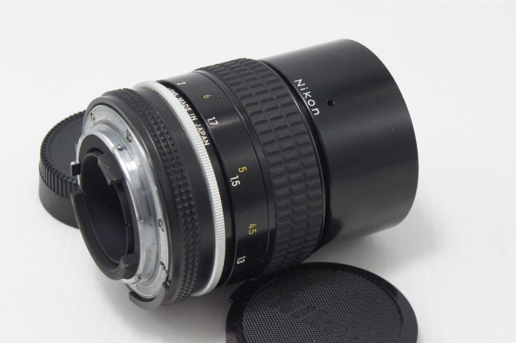 美品 Nikon ニコン Ai Nikkor 135mm F2.8 単焦点レンズ 260728o