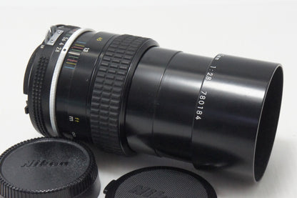 美品 Nikon ニコン Ai Nikkor 135mm F2.8 単焦点レンズ 260728o