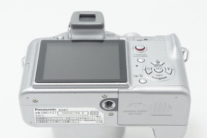 良品 Panasonic パナソニック LUMIX DMC-FZ7-S デジタルカメラ シルバー ケース付 260728s