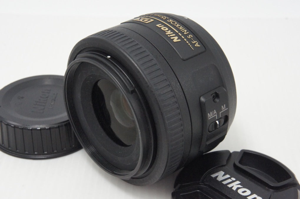 美品 Nikon ニコン AF-S DX NIKKOR 35mm F1.8G APS-C フード ポーチ付 260728x