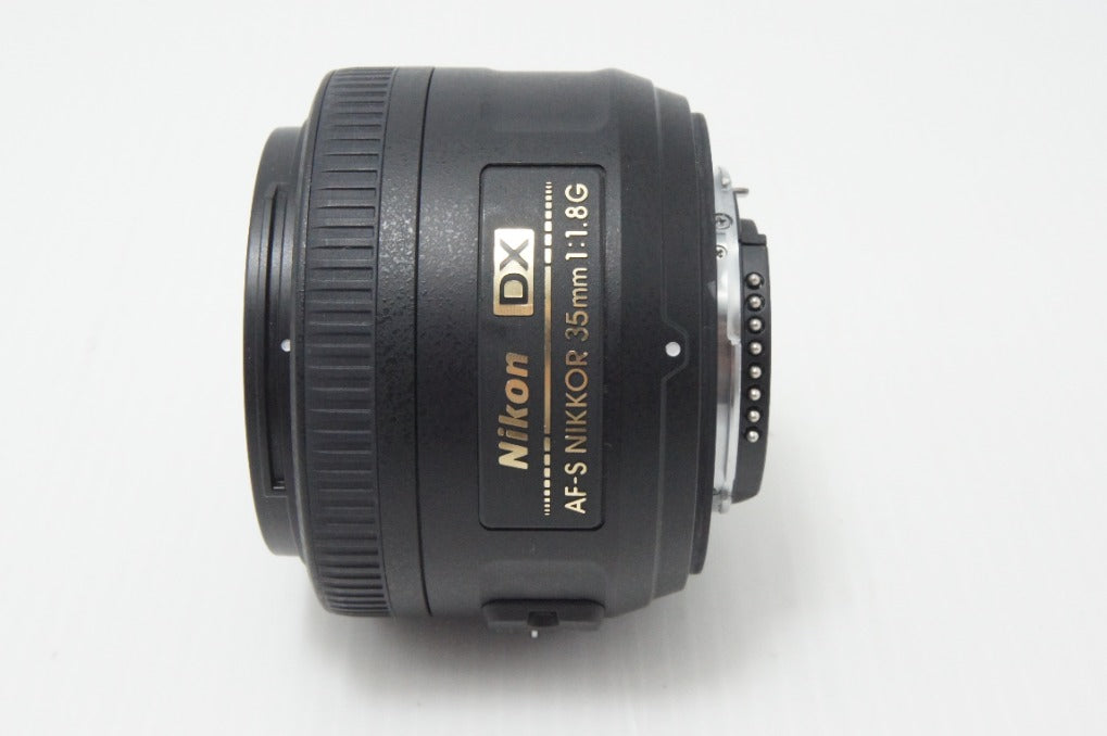 美品 Nikon ニコン AF-S DX NIKKOR 35mm F1.8G APS-C フード ポーチ付 260728x