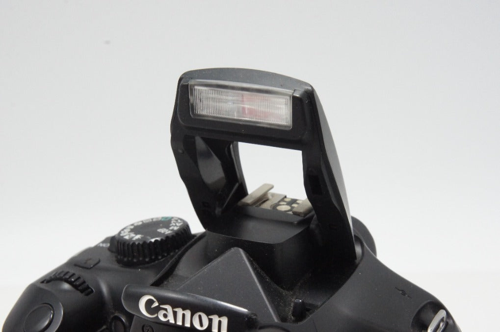 Canon キヤノン EOS Kiss X50 ボディ + EF-S 18-55mm IS II レンズキット デジタル一眼レフカメラ 260729c