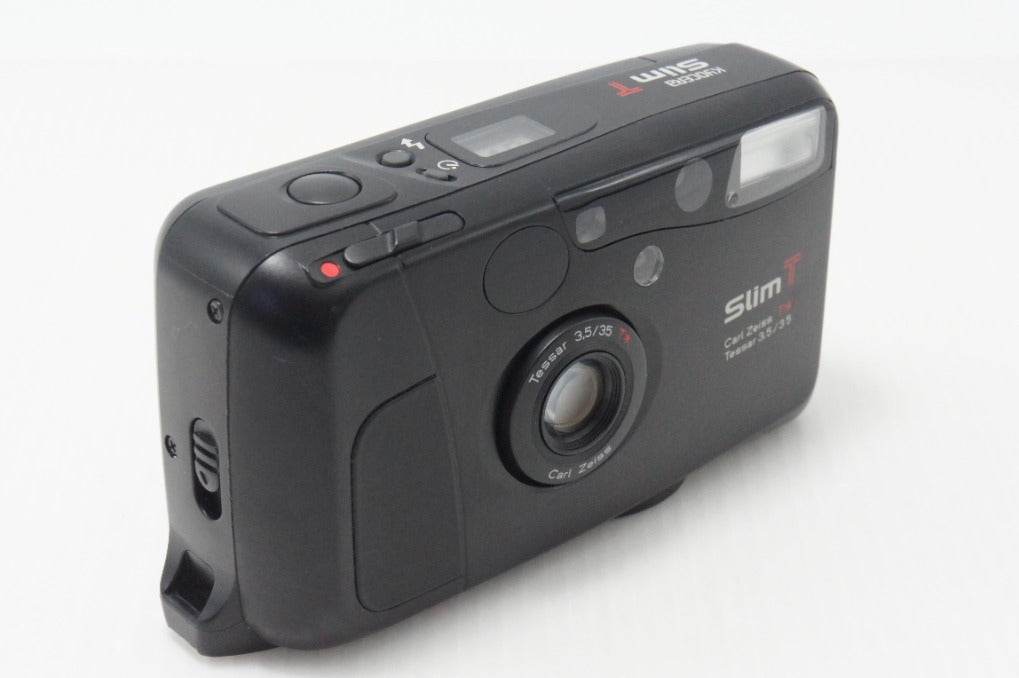 良品 KYOCERA 京セラ Slim T (Carl Zeiss Tessar 35mm F3.5) 35mmコンパクトフィルムカメラ 260729g