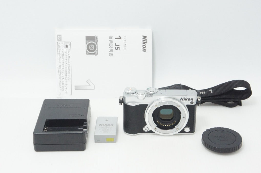 美品 Nikon ニコン 1 J5 ボディ ミラーレス一眼カメラ シルバー 260729u