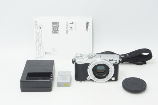 美品 Nikon ニコン 1 J5 ボディ ミラーレス一眼カメラ シルバー 260729u