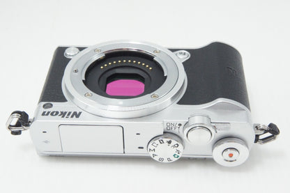 美品 Nikon ニコン 1 J5 ボディ ミラーレス一眼カメラ シルバー 260729u
