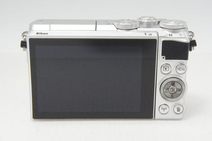 美品 Nikon ニコン 1 J5 ボディ ミラーレス一眼カメラ シルバー 260729u