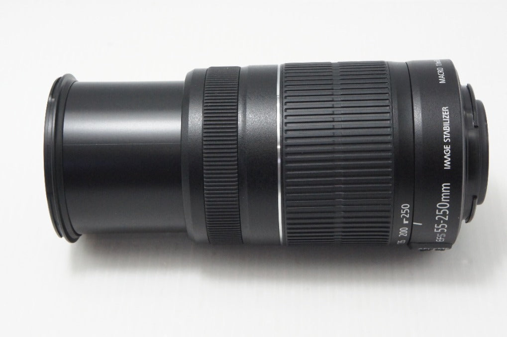 美品 Canon キヤノン EF-S 55-250mm F4-5.6 IS II APS-C ズームレンズ 260730ad
