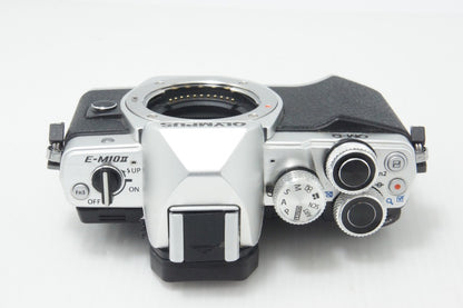 OLYMPUS オリンパス OM-D E-M10 Mark II ボディ ミラーレス一眼カメラ シルバー 260730ag