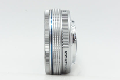 美品 OLYMPUS M.ZUIKO DIGITAL ED 14-42mm F3.5-5.6 EZ マイクロフォーサーズ ズームレンズ シルバー 260730ah