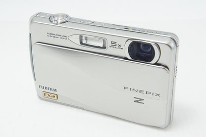 良品 FUJIFILM フジフィルム FinePix Z700EXR コンパクトデジタルカメラ シルバー 260730r