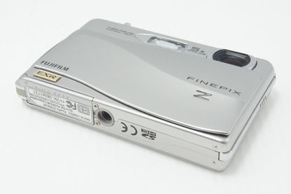 良品 FUJIFILM フジフィルム FinePix Z700EXR コンパクトデジタルカメラ シルバー 260730r