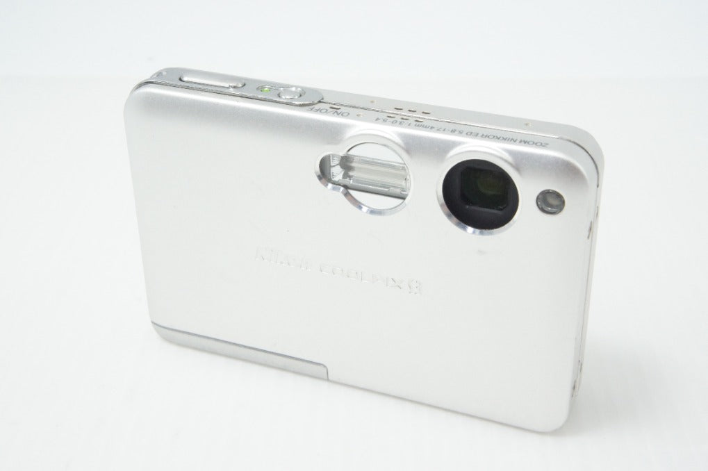 Nikon ニコン COOLPIX S3 コンパクトデジタルカメラ フロストシルバー 260730u