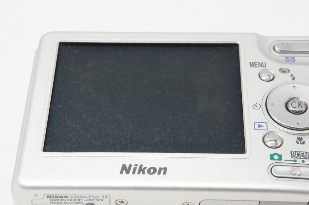 Nikon ニコン COOLPIX S3 コンパクトデジタルカメラ フロストシルバー 260730u