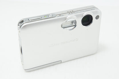 Nikon ニコン COOLPIX S3 コンパクトデジタルカメラ フロストシルバー 260730u