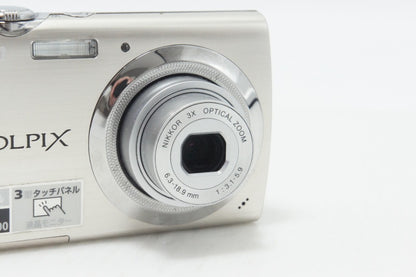Nikon ニコン COOLPIX S230 コンパクトデジタルカメラ ソリッドシルバー 元箱付 260807c