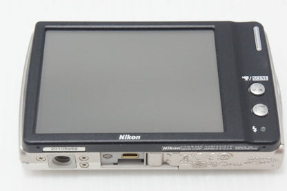 Nikon ニコン COOLPIX S230 コンパクトデジタルカメラ ソリッドシルバー 元箱付 260807c