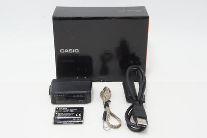 良品 CASIO カシオ ZOOM EX-Z920 コンパクトデジタルカメラ シルバー 元箱付 260807s