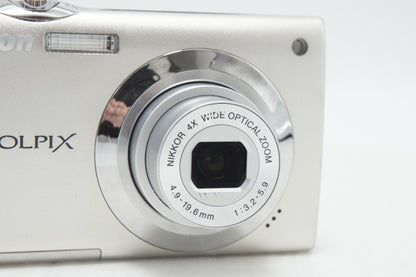 良品 Nikon ニコン COOLPIX S4000 コンパクトデジタルカメラ シャイニーシルバー 260810c