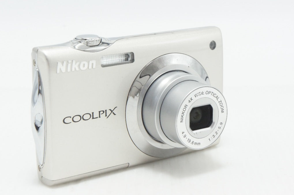 良品 Nikon ニコン COOLPIX S4000 コンパクトデジタルカメラ シャイニーシルバー 260810c