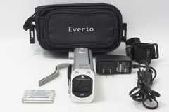JVC ケンウッド Everio GZ-V590 デジタルビデオカメラ シルバー ポーチ付 260817a