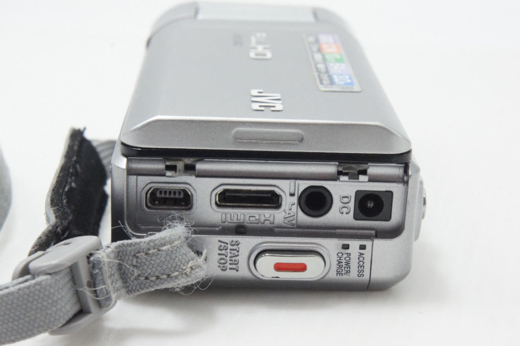 JVC ケンウッド Everio GZ-V590 デジタルビデオカメラ シルバー ポーチ付 260817a